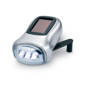 Gadget with logo dynamo torch DYNASOL Gadget with logo dynamo torch powered both by solar panel and dynamo. ABS casing with satin silver spray. Depending on the surface we can use embroidery, engraving, 360° imprint or screen print.