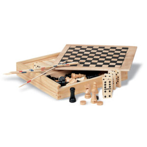 4 Spelletjes in houten doos