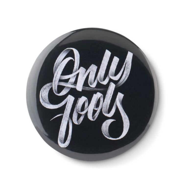 Gadget with logo Mirror