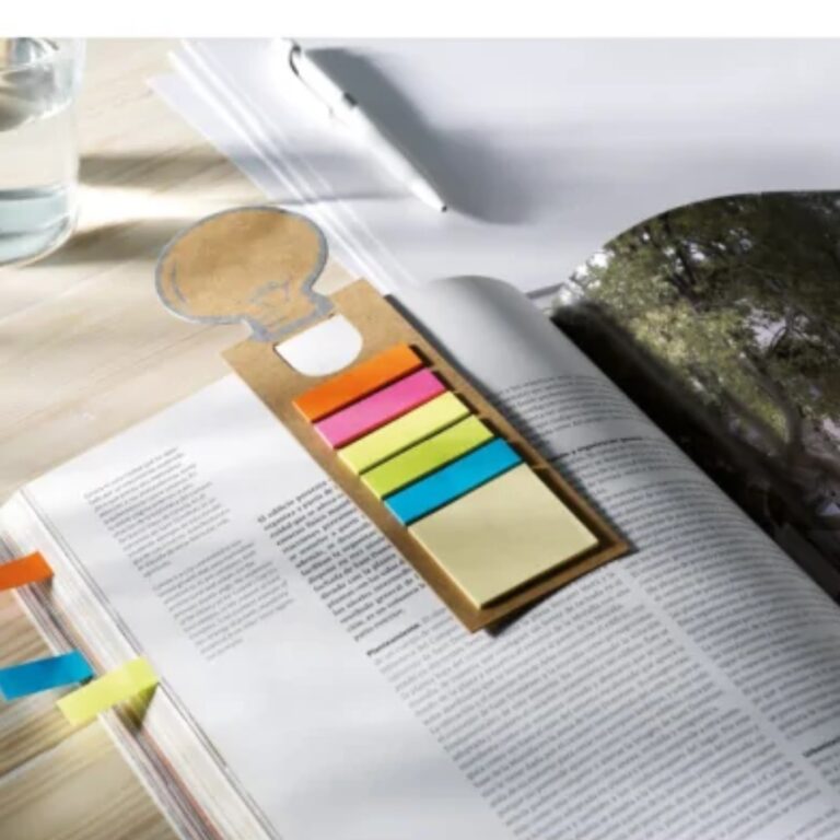 Sticky notes with logo IDEA