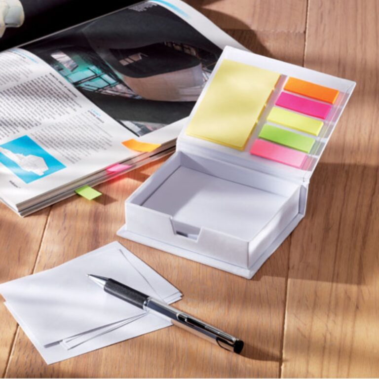 Sticky notes with logo MEMOKIT