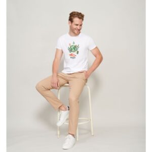 T-shirt with logo Epic Unisex T-shirt with logo in organic cotton, ribbed collar, round neck and modern fit, tubular knit. Fabric details 140g/m², single jersey 100% organically grown cotton. OEKO-TEX. Depending on the surface we can use embroidery, engraving, 360° imprint or screen print.