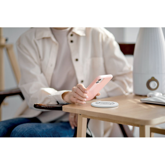Wireless charger with logo TWING – Image 5
