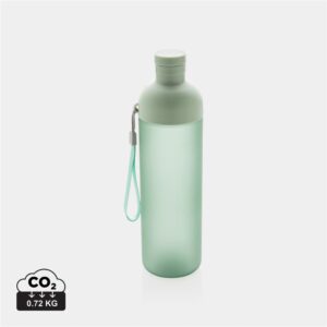 Water bottle with logo tritan Impact Water bottle with logo leakproof and tritan. Eliminate the use of plastic bottles with this Impact leak proof tritan water bottle. With its fresh design and frosted body, the bottle is not only easy to use but also beautiful to look at. The split body design makes it easy to clean and is great if you want to add ice cubes into your bottle. In the body is a strap attached for easy carrying. Capacity 600ML. BPA free. 2% of proceeds of each sold product of the Impact Collection will be donated to Water.org. Available colors: blue, green, black/grey, white. Depending on the surface we can use embroidery, engraving, 360° imprint or screen print.