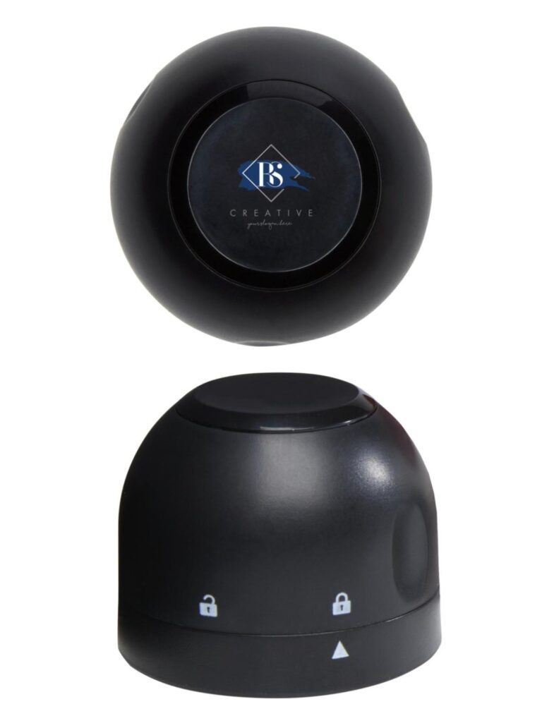 Champagne accessory stopper with logo
