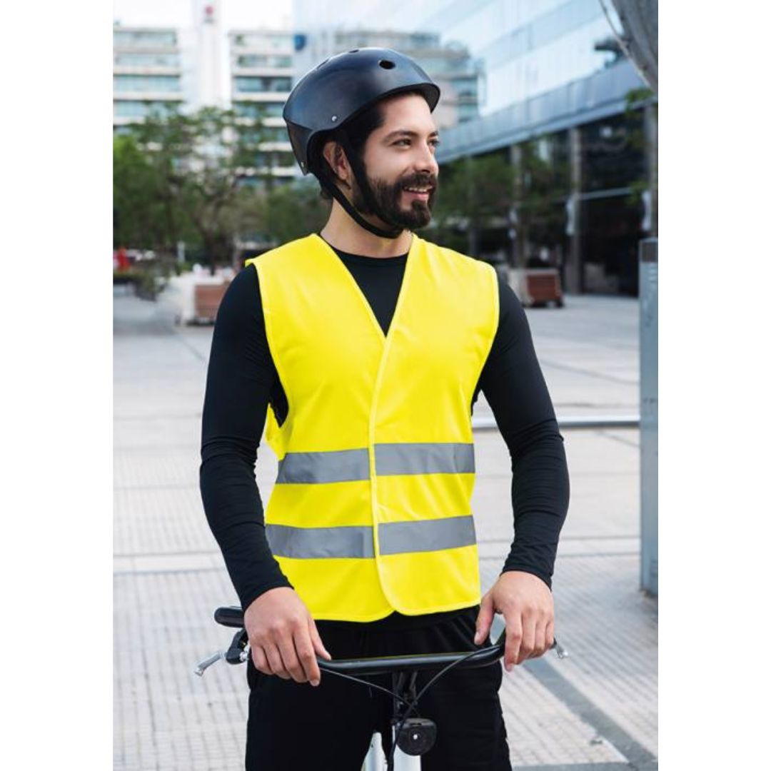 Safety vest with Logo Stuttgart - Certified according to EN ISO 20471:2013/A1:2016 - Best-selling car accessoire - Available in two colours and sizes - Two 5 cm wide reflective stripes all around the body - Adjustable size one hook and loop fastener Available color: Yellow, Orange Magnus Business Gifts is your partner for merchandising, gadgets or unique business gifts since 1967. Certified with Ecovadis gold!