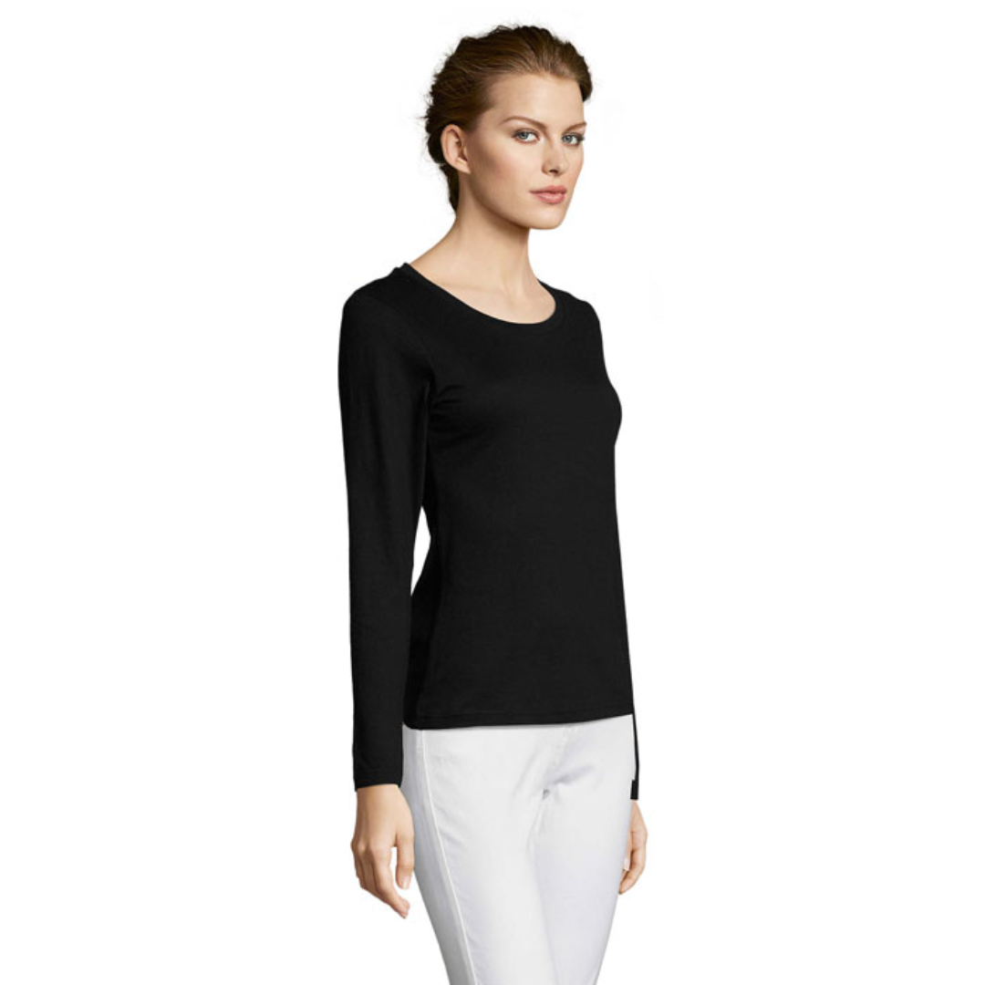 T-shirt with logo women MAJESTIC SOL'S MAJESTIC; WOMEN'S ROUND NECK LONG SLEEVE T-SHIRT; 100% semi-combed Ringspun cotton Jersey 150; Reinforcing tape on neck; Round elastane rib collar; Low neckline; Fitted cut; Ribless cuffs; Cut and sewn; (1) Grey melange : 85 % cotton / 15 % viscose. Available color: Kelly Green, Deep Black, Navy, White Dimensions: 45 X 33 X 25 CM Volume: 0.001 cdm3 Gross Weight: 0.145 kg Net Weight: 0.128 kg Magnus Business Gifts is your partner for merchandising, gadgets or unique business gifts since 1967. Certified with Ecovadis gold!
