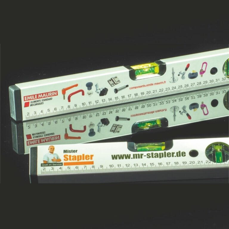 Level with logo Alu or Wood