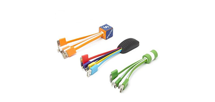 CUSTOM MADE CHARGERS IN 3D WITH LOGO Portable chargers with logo are a popular choice for businesses looking to provide practical and memorable gifts to their employees or clients. These chargers, also known as cable chargers, wireless chargers and power banks, are small and compact devices that can charge smartphones, tablets, and other electronic devices on-the-go, making them a convenient accessory for anyone who travels frequently or has a busy lifestyle. At special demand, Magnus Business Gifts can even make you a custom made charger designed in the 3D of the object you have in mind. Ask our team now what you can do with your budget.